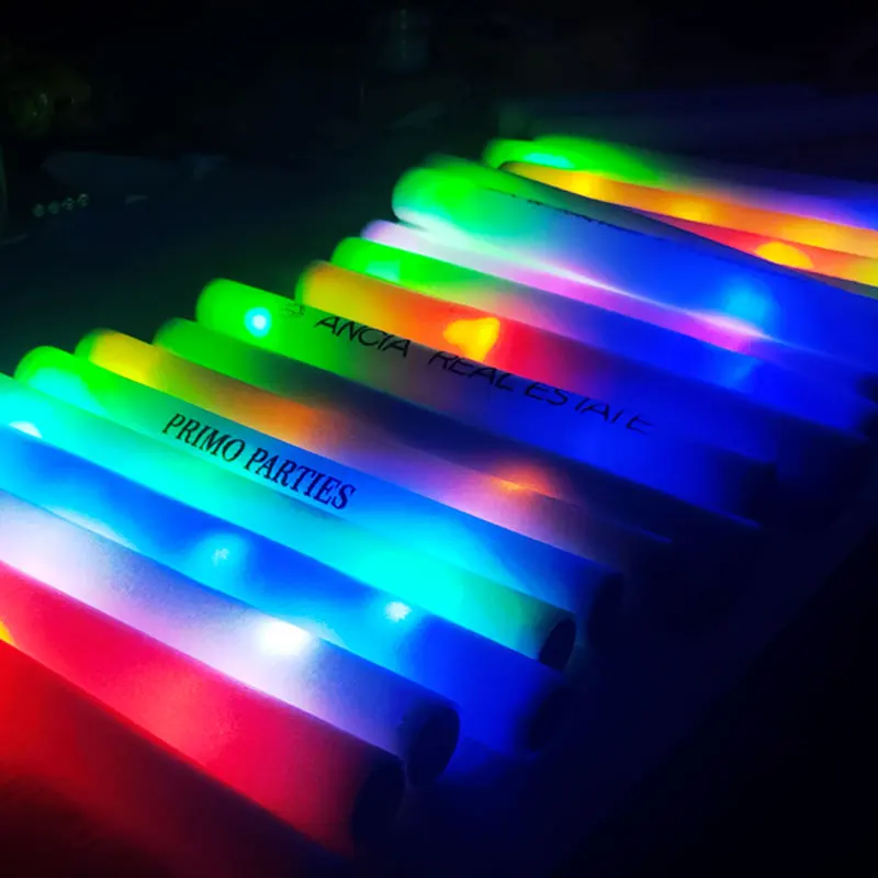Bastoncini LED luminosi, basto - Flashing Led Foam Sticks Party recensione e prezzo