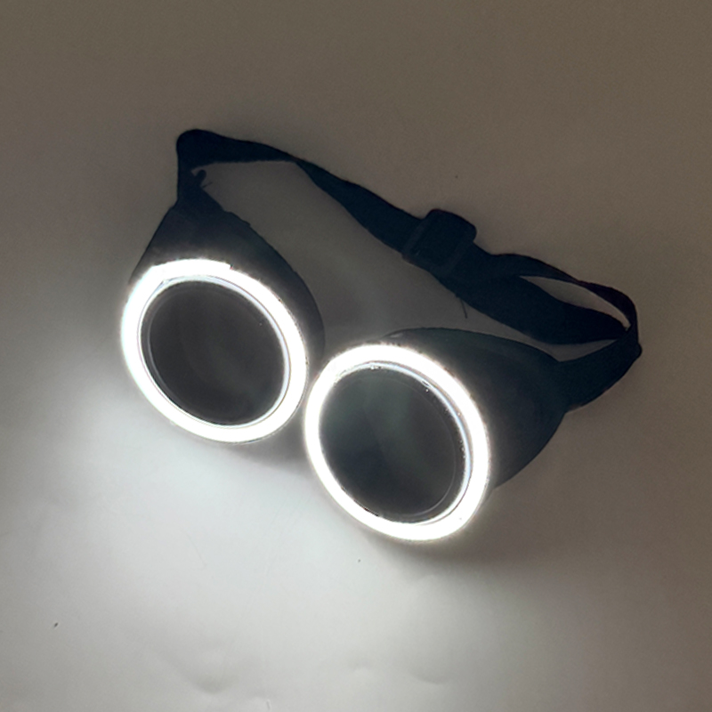 Nuovi occhiali luminosi a LED  - Glow In The Dark Party Glasses recensione e prezzo