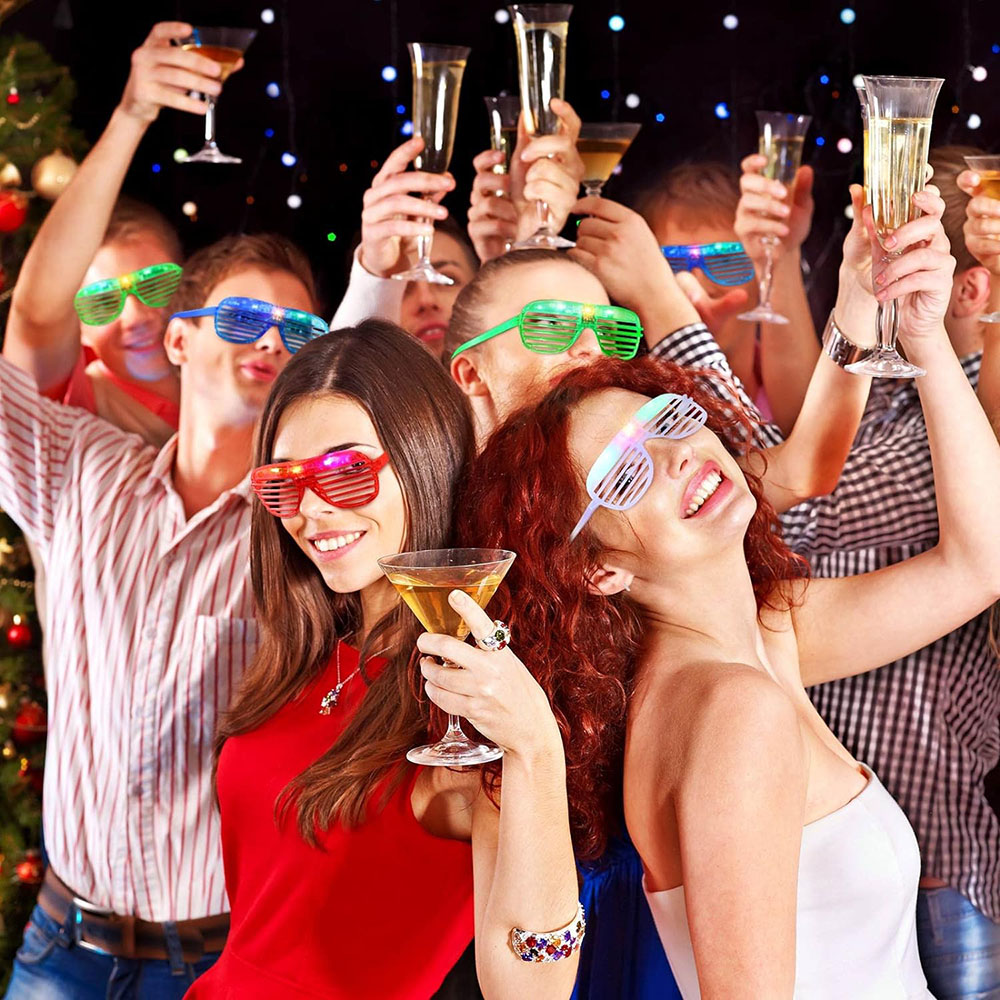 Occhiali LED Luminosi per Fest - Glow In The Dark Party Glasses recensione e prezzo